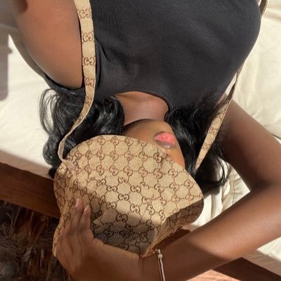 aichabry's profile picture. 