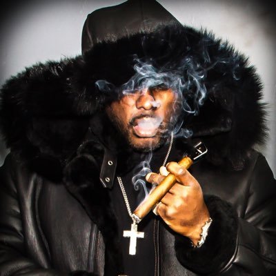 BLACKREIGNGGG's profile picture. Artist