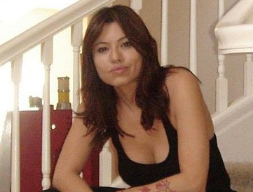 rachelnv's profile picture. Founder of Why Workshop Branding and design. We dont make the products you buy, we make you buy the products.