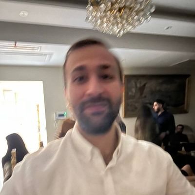طبیب دندون|سرت تو کون خودت باشه نه زندگی ما
اگه آشنایی مشتی باش فالو نکن لطفاً