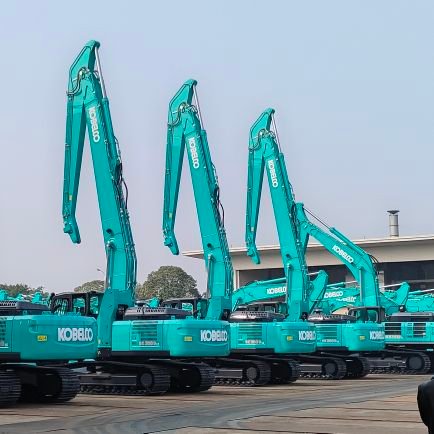 China Kobelco excavator engineer