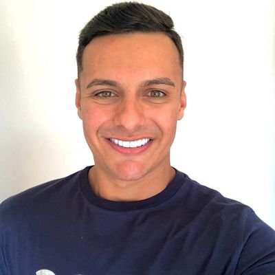 Tudo posso naquele que me fortalece!! Educação física ⚽️🇪🇪