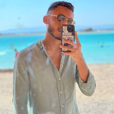 تَوَفَّنِي مُسْلِمًا وَأَلْحِقْنِي بِالصَّالِحِينَ
