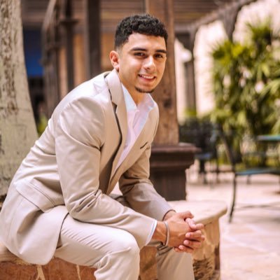 Follower of Christ | Entrepreneur | Top producer for GRT Realty | 96k on IG @realtormatthewlopez | 📧 for inquiries rgvmatthew@gmail.com |all my links below👇🏽