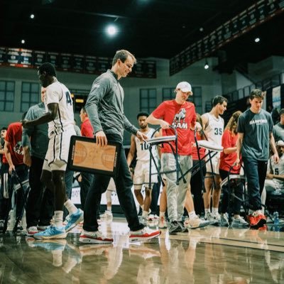 Director of Basketball Operations | @samfordmbb @samfordxc_tf ‘21