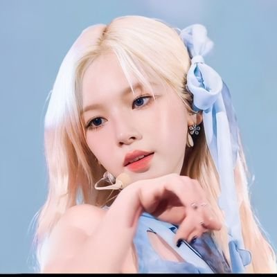 praisekarina's profile picture. unconditional love for yu jimin