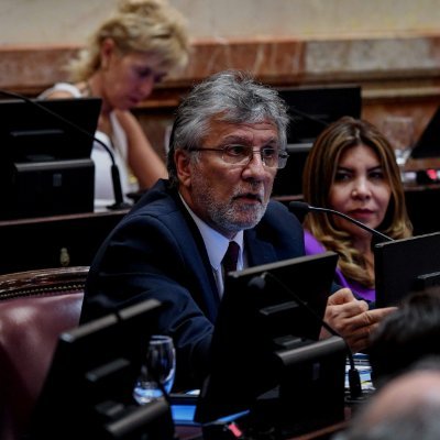 Guillermo Eduardo Andrada Oftalmólogo 
Senador Nacional por Catamarca
