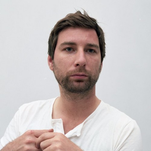 robautobahn's profile picture. Typo-graphic designer @ autobahn