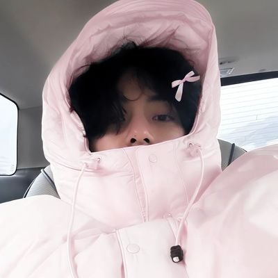 my mi casa, my solace, my forever love :@BTS_twt & @JYPETWICE♡|🚫solos stan (who hate some bts n twice member) are not allowed to follow me.