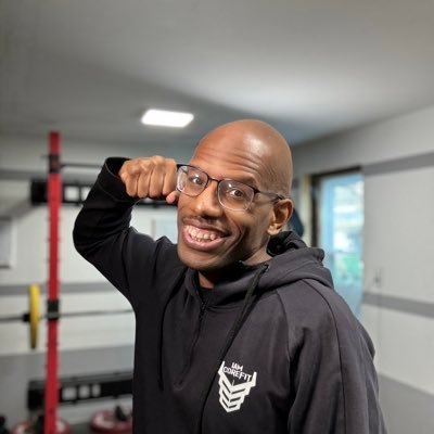 Holistic Health Coach. Get a stronger core. Join me today 👨🏾💻📲 👇🏽
