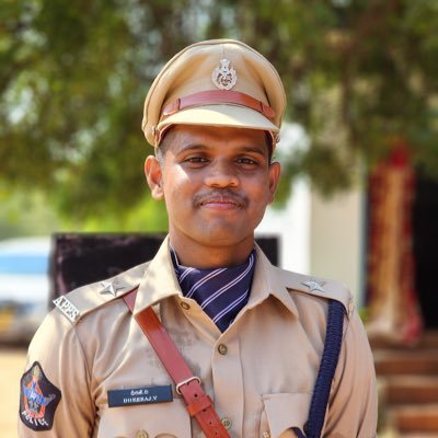 Deputy Superintendent of Police, Govt. of Andhra Pradesh. Tweets are personal opinions.