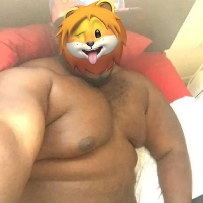 🔞NSFW LVL29 Daddy Issues For Sure 👨🏾Like all types of men but love bear muscle chubby fellas.🧸 💪🏾🫃🏾