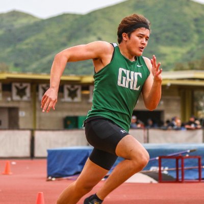 6'1 | 185 | Granada Hills Charter '24 | 4.4 GPA | T&F sprints | 400m 51.1, 200m 23.55