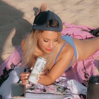 Lexi Petite Feet (@feetpicsbylexi2) 's Twitter Profile