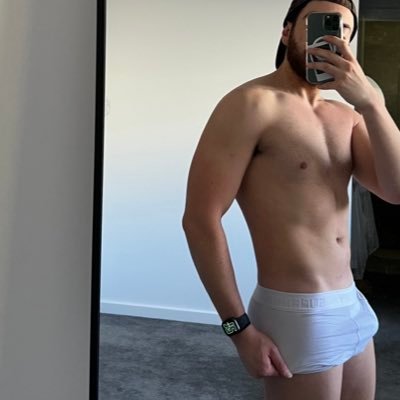 anthadl12's profile image