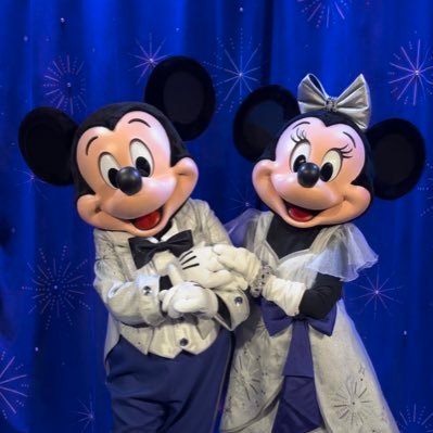 Sally__disney's profile picture. football 🏈🏈🏈