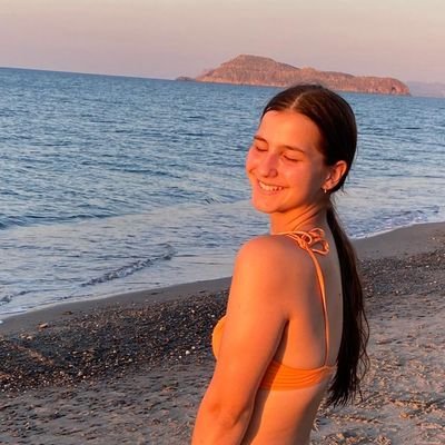 AnielaMazur's profile picture. 