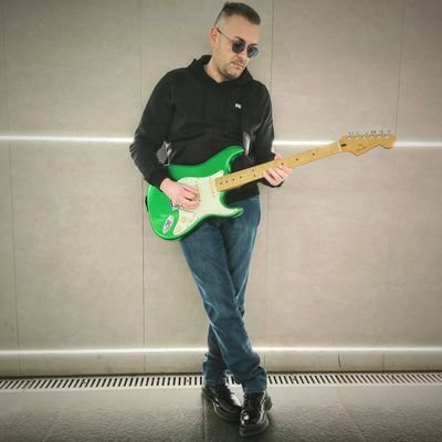 Guitarist, arranger and composer with assets of a tribute band of Vasco Rossi and one of my instrumental solo CD Expression