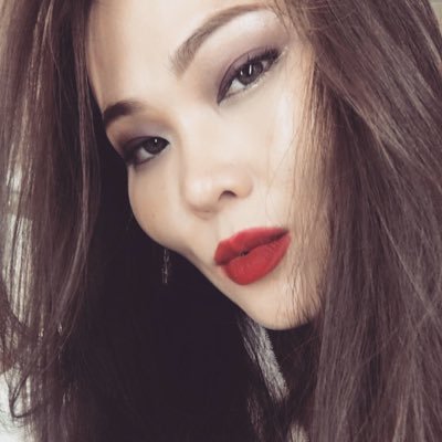@HyolynHey10102