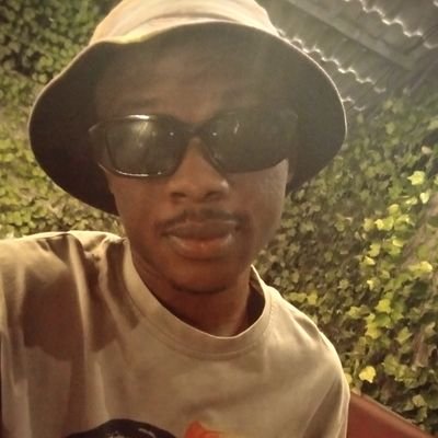 SimonMgbike's profile picture. Romans 8:18