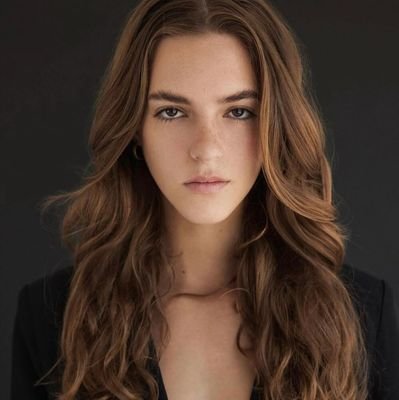 FAN PAGE OF EMILY FELD