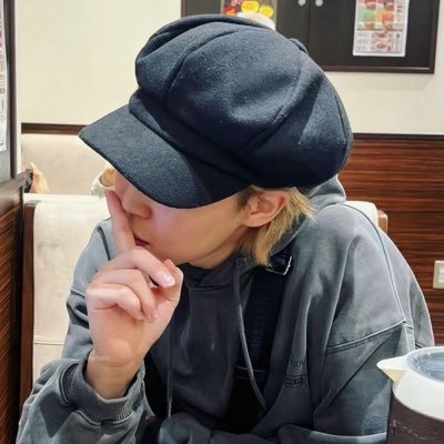 kittesthe's profile picture. pensando na minha namorada e no enem 24/7