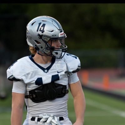 Cincinnati, Ohio | 2025 | West Clermont Highschool Captain | 5’8 | 180 | Squat: 505 | Bench: 275 | 23 MPH | 2 Way Starter | 3.95 GPA | Phone: (513)-582-0123 |