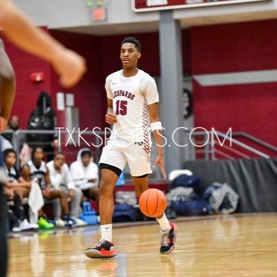 Liberty Eylau High- School | 6’5 | 6’9 wingspan | 188 lbs | Wing/Point Forward | @Elitelrj | Class of ‘24 | 3.1 GPA | 903-314-8979 | denarrianc123@gmail.com