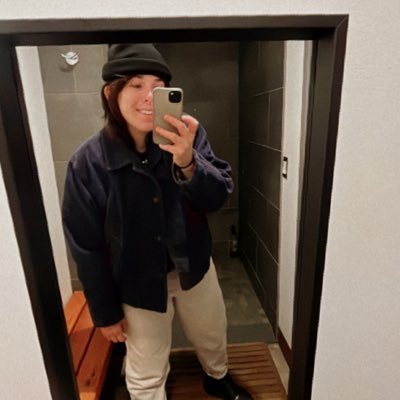 amandaalehew's profile picture. doing my best in the PNW