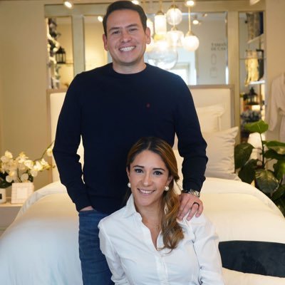 saritacarranza's profile picture. A regular but idealistic girl looking forward to learn from other´s greatness of the heart. Deeply in love with God and currently a twitter addict.