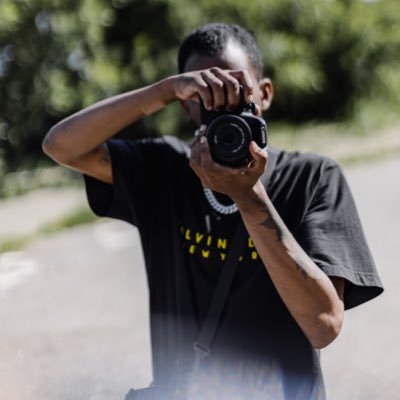 💡Content producer, designer, photographer and videomaker
🎬 Film student
🇺🇲🇪🇸