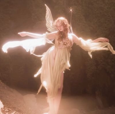 smush_angel's profile picture. ✧˚ ༘ ⋆｡♡˚ #edtwt
  ˗ˏˋ ♡ ˎˊ˗   She/Her