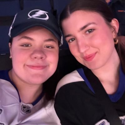 i 💙 brayden point #gobolts                  taylor swift, gvf, and harry potter enthusiast