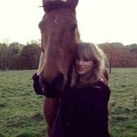 'valiant and Noble' -Taylor, Chicago N3 (@nobleswiftie) 's Twitter Profile Photo 'valiant and Noble' -Taylor, Chicago N3 (@nobleswiftie) 's Twitter Profile Photo