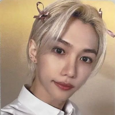 minwoww's profile picture. skz