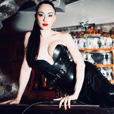 elegancy,beauty and domination.Masseuse and professional Mistress,reassignment surgeon