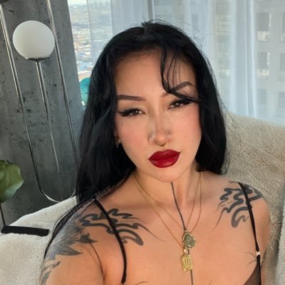 🇨🇳🇨🇦 Asian Goddess • Pro & Lifestyle Domme • 𝔰𝔱𝔯𝔞𝔭 𝔤𝔬𝔡 • ꜰᴇᴛɪꜱʜ ᴄᴏɴɴᴏɪꜱꜱᴇᴜʀ • top % creator 🏆 // findom @habadomina 💸🍉 https://t.co/vrRP0zBTNs