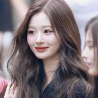 🐈‍⬛🩶 (@02ozli) 's Twitter Profile