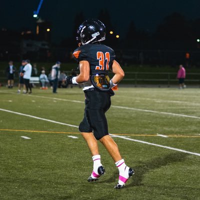 WR/RB/LB 5'10 New Westminster Secondary School | c/o 2024 🎓 |P-205 S-365 D-365| 4.65 40 LASER|All-Star Flex| MVP Kalanivaterpedrosa@gmail.com (604)999-3891📱