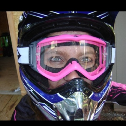 Gr8t2cme's profile picture. Trying to have fun in this cruel world!!!