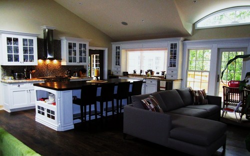 Kitchen & Bath Design Center
Authorized Dealer of DeWils Custom Cabinetry,
Family owned and operated with over 20 years experience.