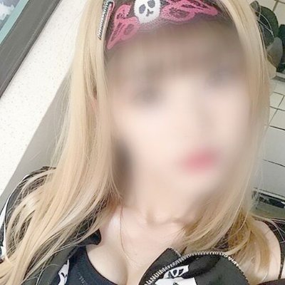 22/ā/š ćć©ććć¦ććććDMćććš
