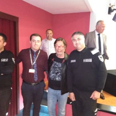 yasinkahriman's profile picture. Türkiye ve İzmir'e aşığıyım.