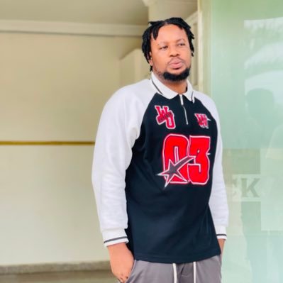 koolkash3945's profile picture. music lover 🎶🎵   singer and songwriter 🖊️ 📖