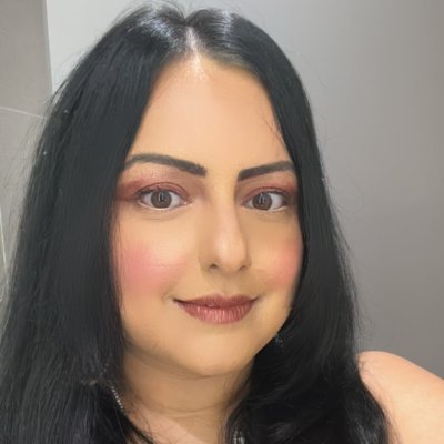 Digital Marketer | HipHop Beyonce & Pop Culture I MUFC | Punjabi 🇮🇳 ♊️ 🪬 👸🏽 🐝 🦉 🦄 👩🏽💻 🙏🏽 Own Views