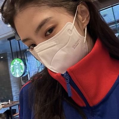 20centurygirll's profile picture. calon mahasiswa fisip ui 2025 yang suka mempelajari ilmu-ilmu sosial. hobi-nya menulis, berdebat, berfikir, mendengarkan musik, membaca, dan berbicara. 💛🌍