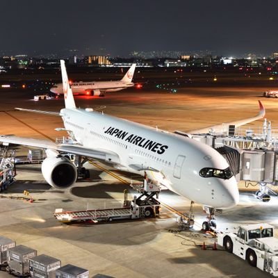 ITM KIX HND✈️飛行機に携わる仕事やってます✈️　  JA732J/乃木坂◢⁴⁶　　 鉄道→@ikutagawa_1258  Instagram→https://t.co/mSXSh8f3NF