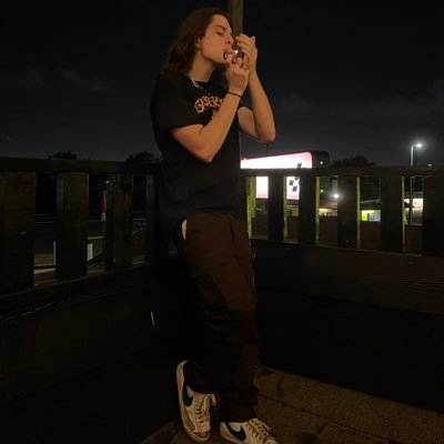 hxrxlieslxrxn's profile picture. 