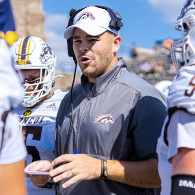 Co-OC / Offensive Line Coach @WMU_Football #PACC #EAT Romans 12:2