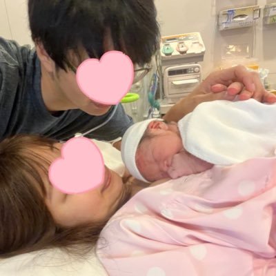 新米パパ|妻のサポート隊|ことちゃん(娘)の成長や育児の失敗、やって良かったことなどをYouTubeにて発信中! ことちゃんの笑顔やほっこりする動画もお届けします👶☺️チャンネル登録いただけますと嬉しいです🥹✨